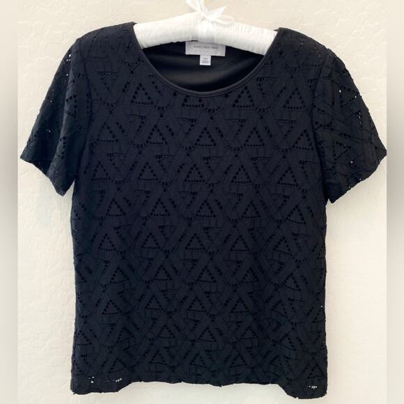 MARC NEW YORK | Black Eyelet Textured Knit Stretch Short Sleeve Top | Small - Picture 1 of 7